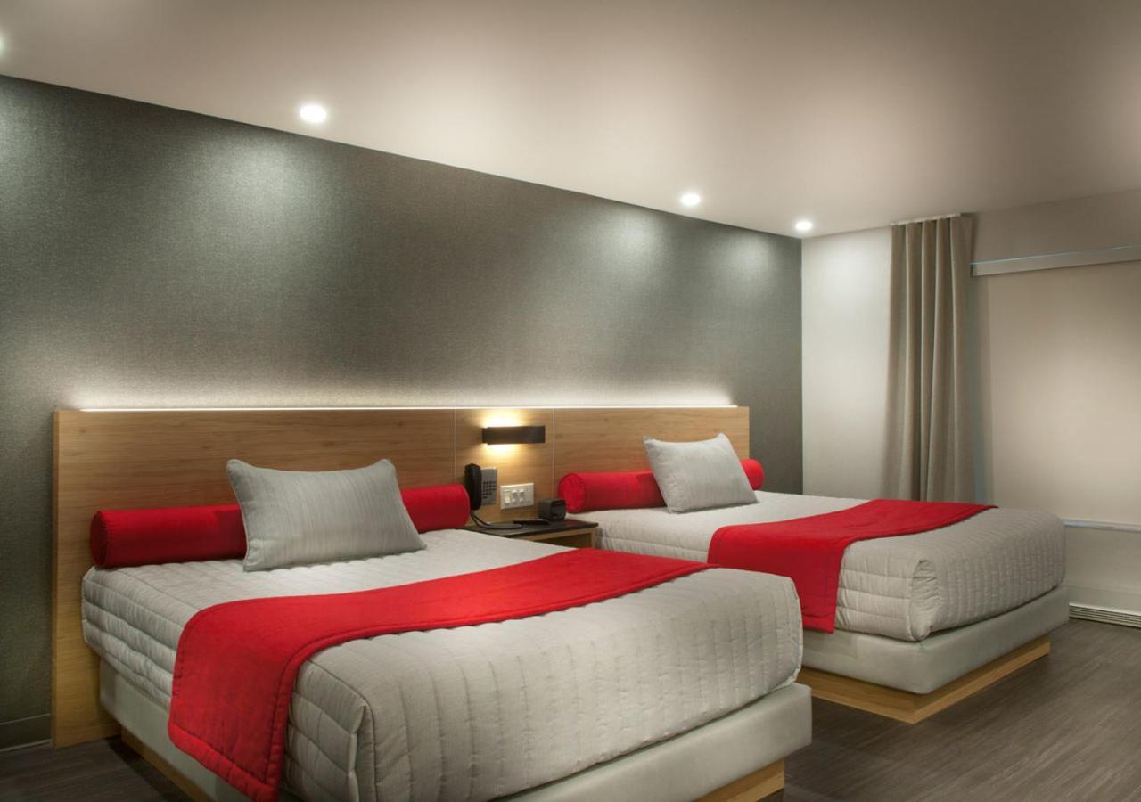 Ramada By Wyndham Laval Hotell Eksteriør bilde